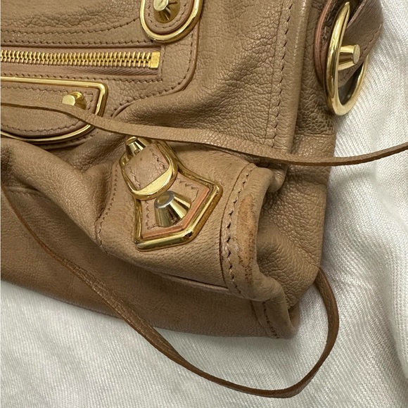 BALENCIAGA MINI METALLIC EDGE CITY BAG NUDE - Picture 6 of 14